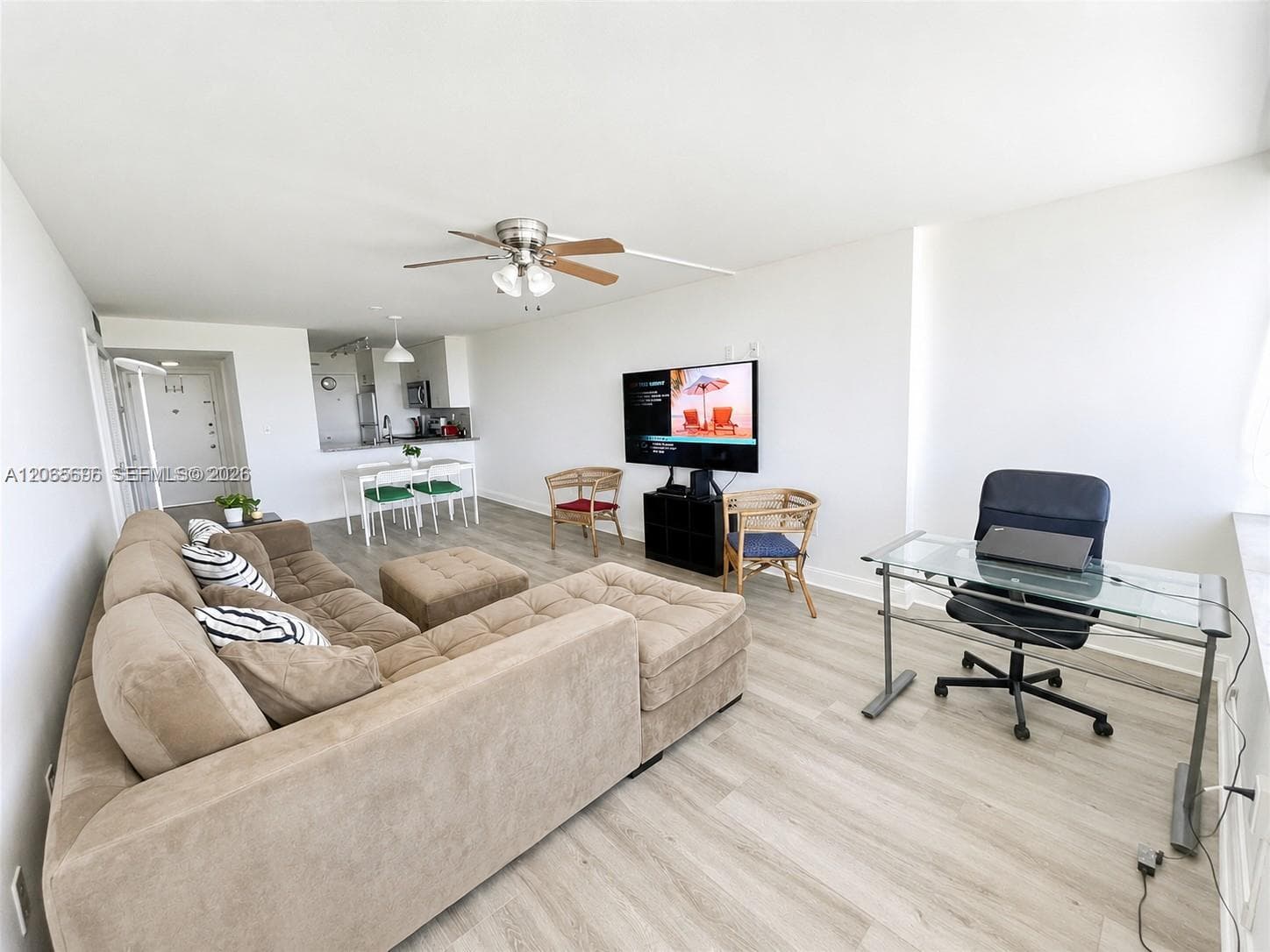 8233 Harding Ave 703 photo 6