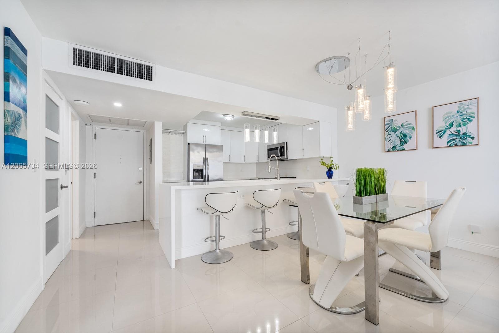 5701 Collins Ave 319 photo 20