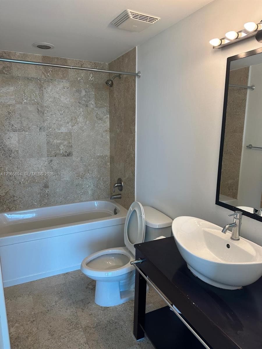 350 S Miami Ave 2913 photo 10