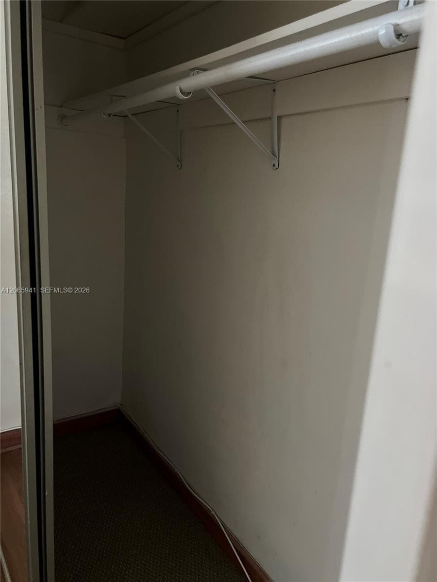 1535 SE 15th St 209 photo 3