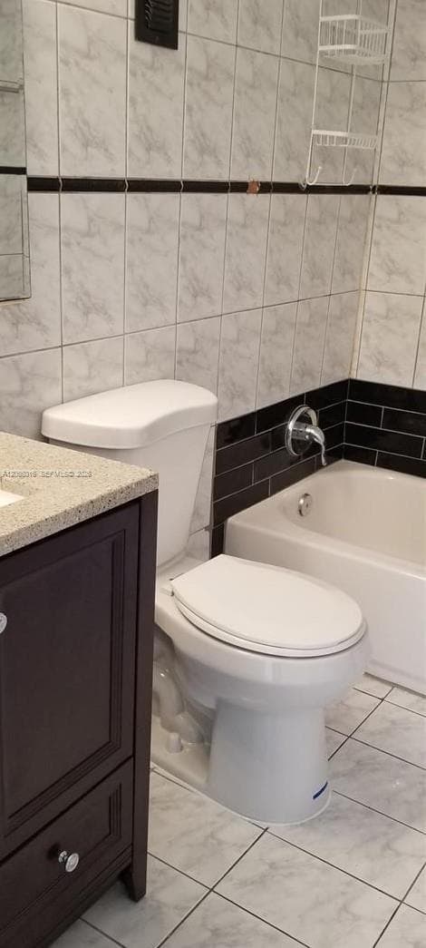 3582 NE 171st St 101 photo 7