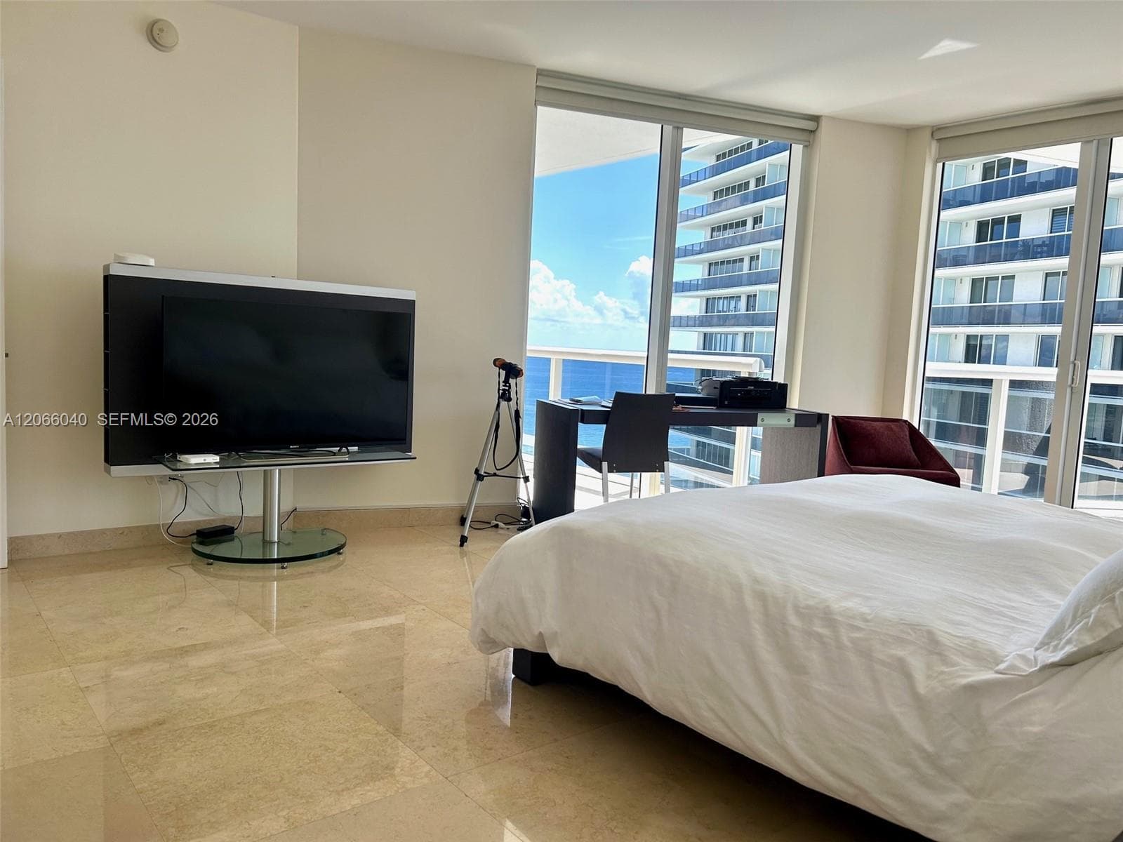 1800 S Ocean Dr 4005 photo 16