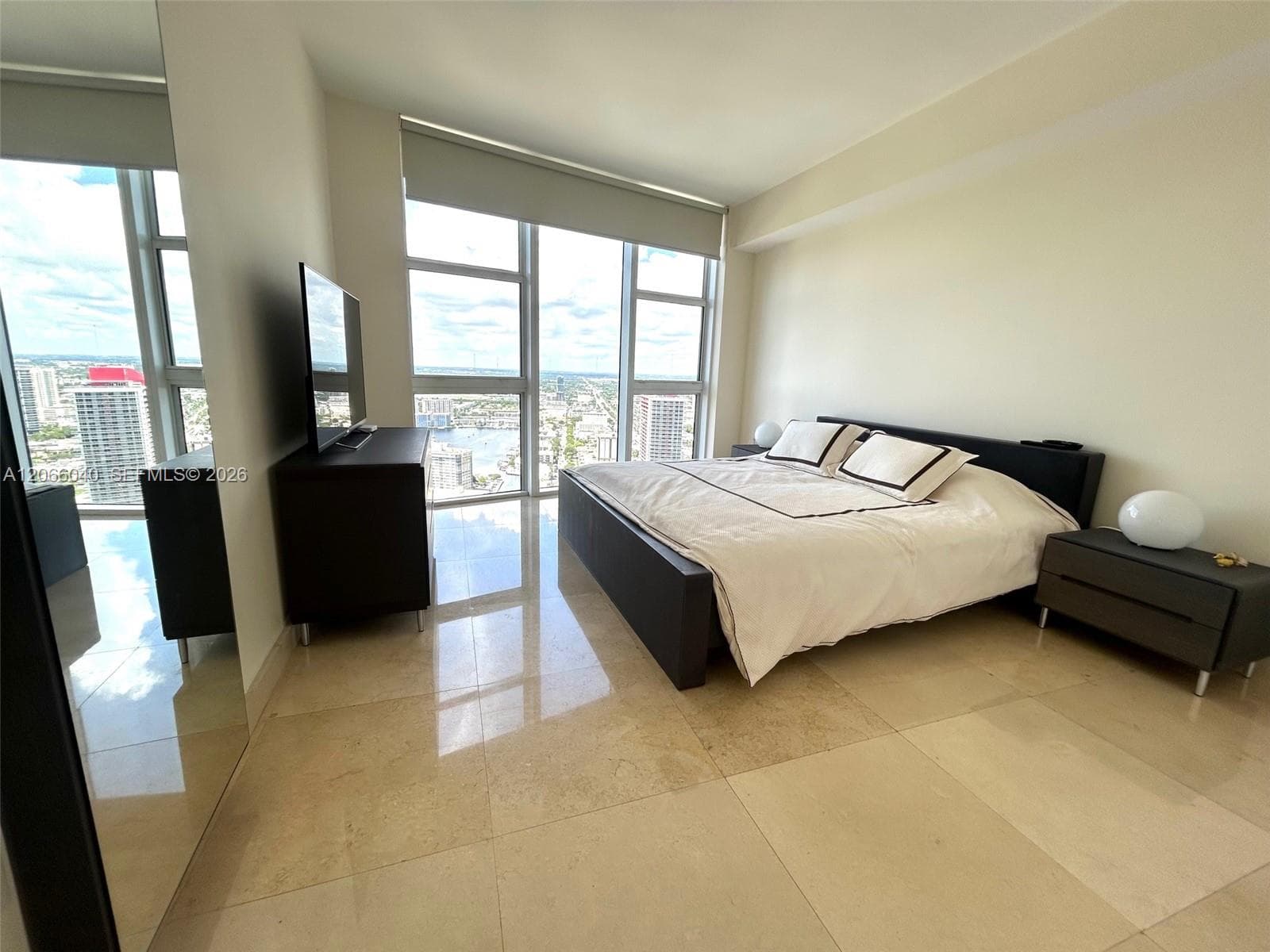 1800 S Ocean Dr 4005 photo 22