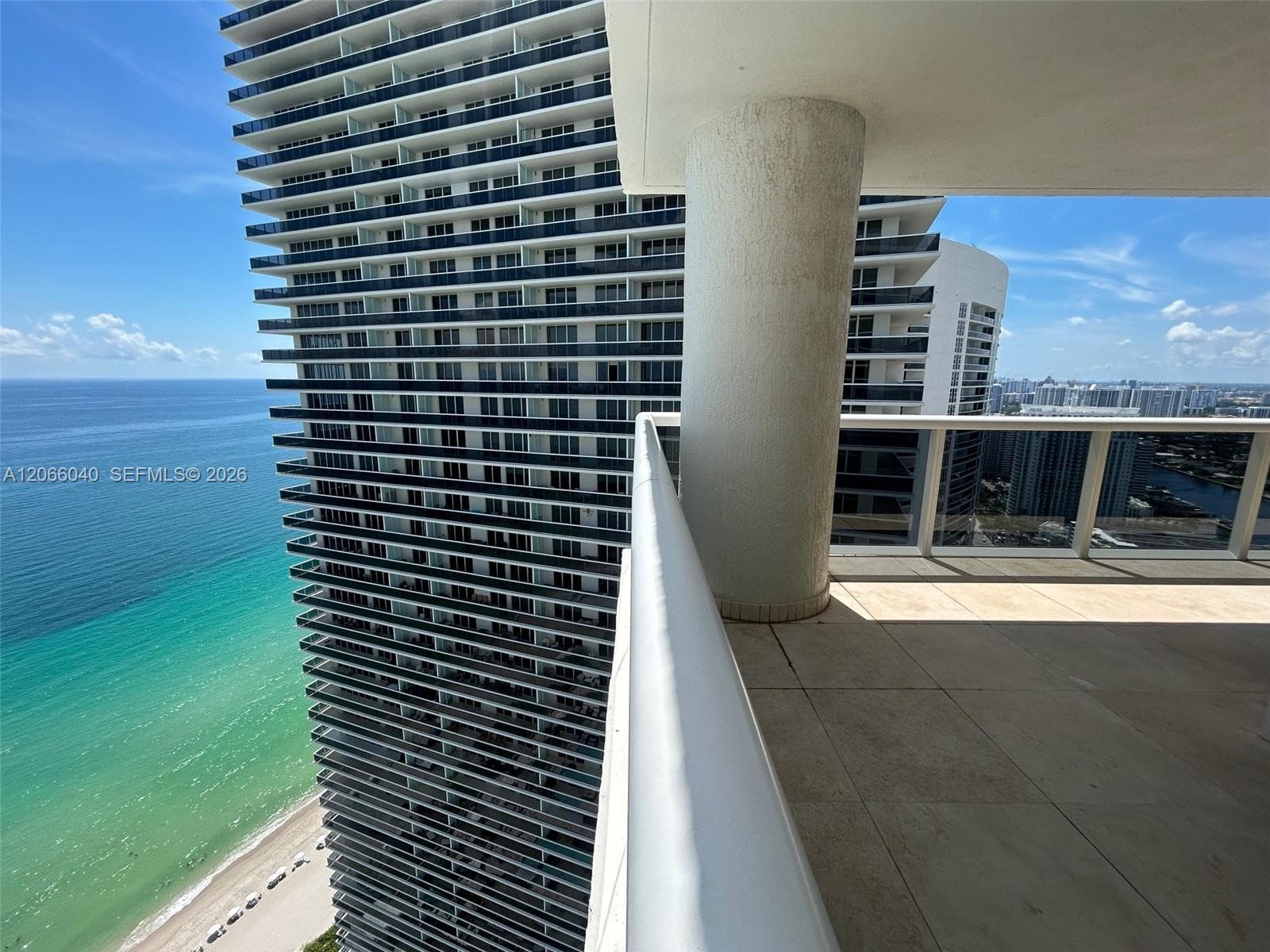 1800 S Ocean Dr 4005 photo 3