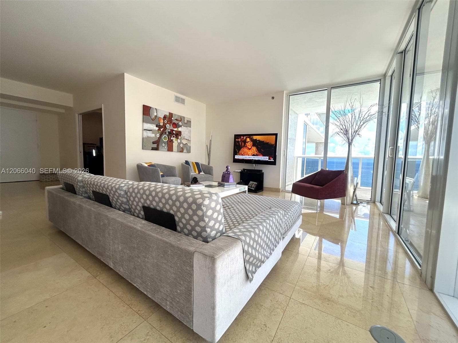 1800 S Ocean Dr 4005 photo 8