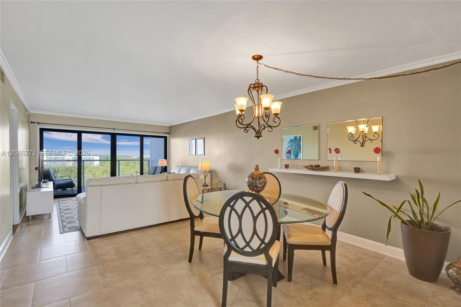 1401 N Riverside Dr 1005 photo 6