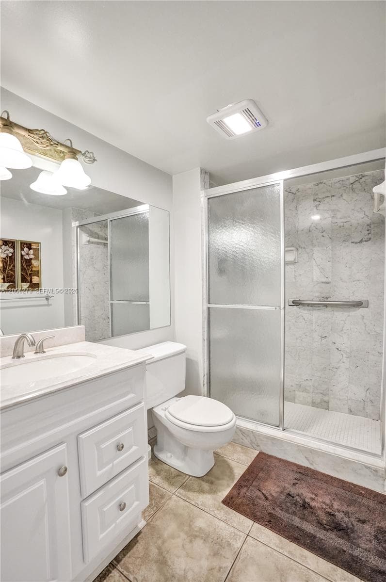 1401 N Riverside Dr 1005 photo 18