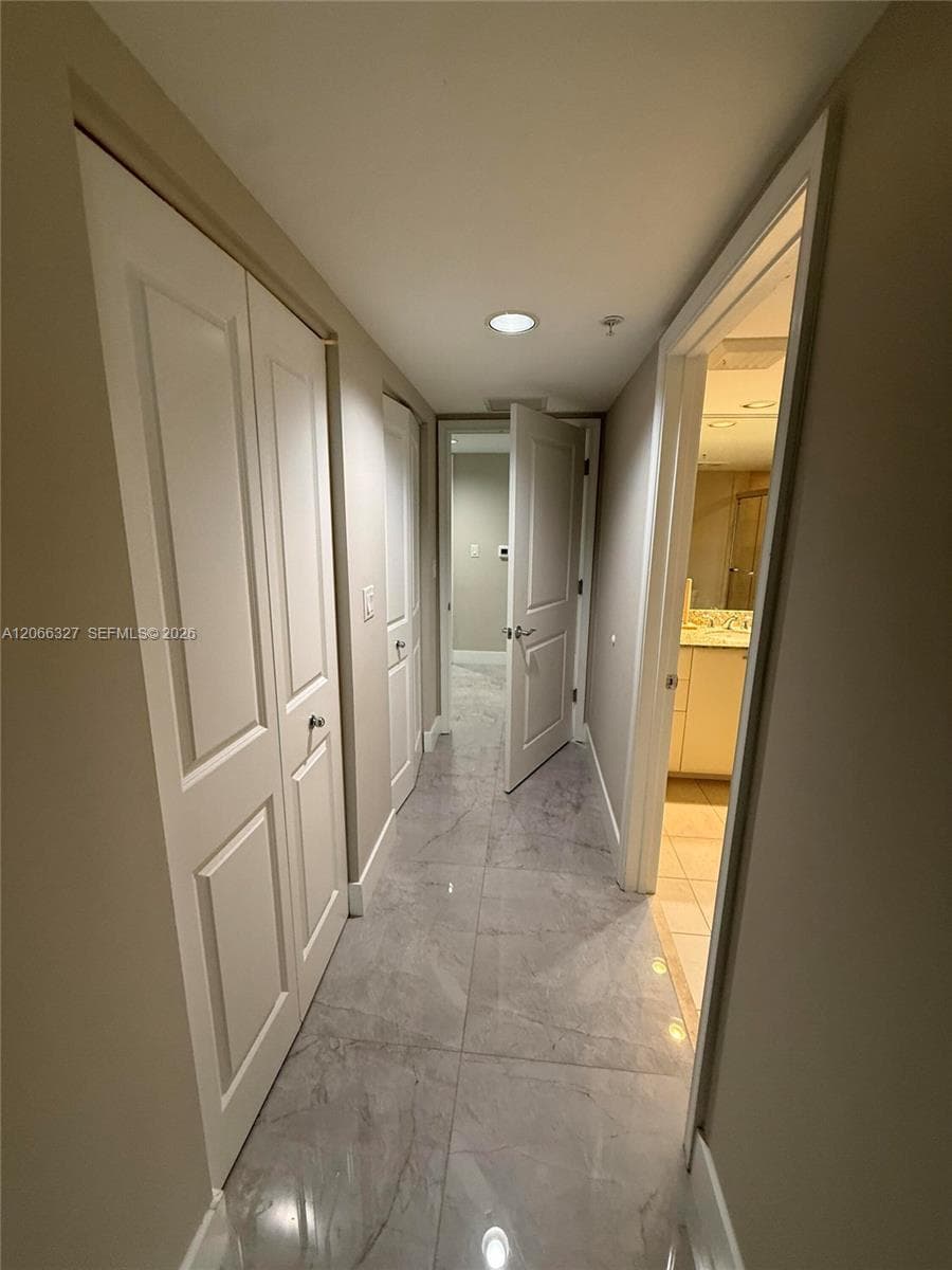 610 W Las Olas Blvd 913N photo 15