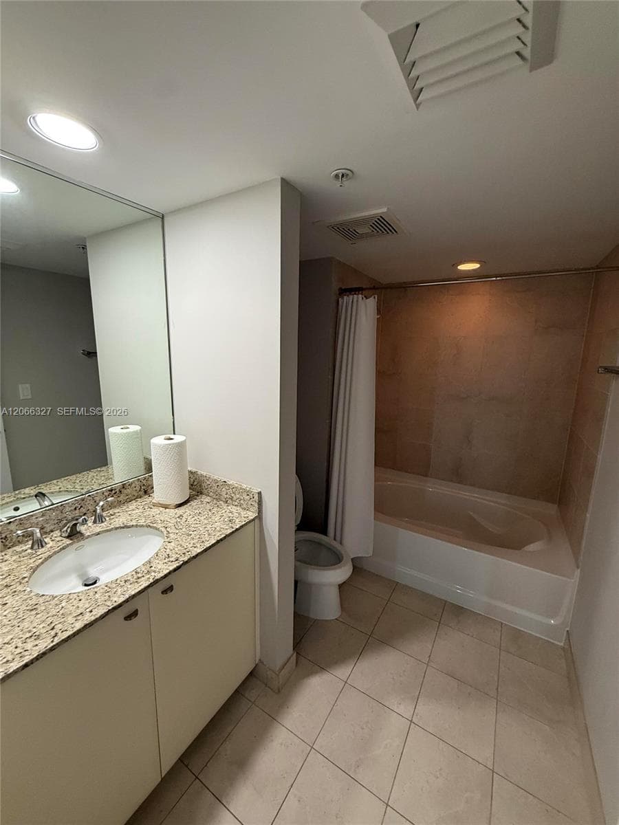 610 W Las Olas Blvd 913N photo 21