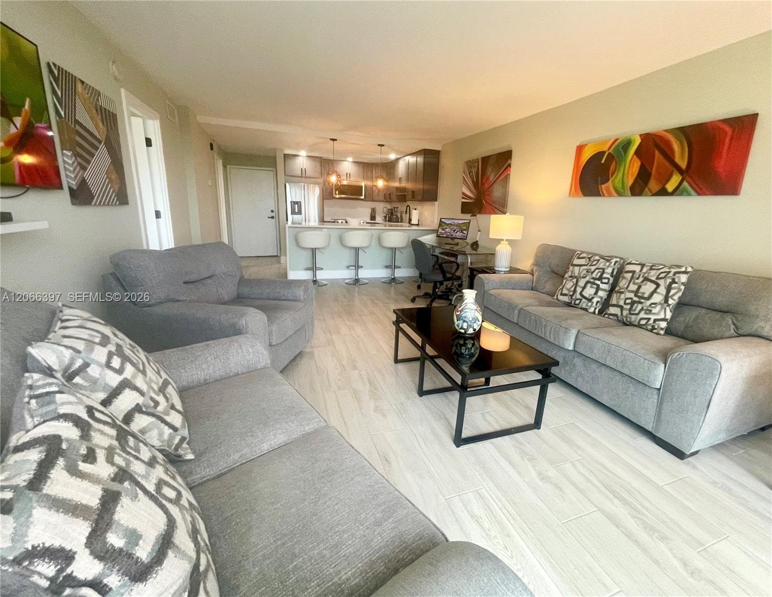 1800 N Andrews Ave 5D photo 9