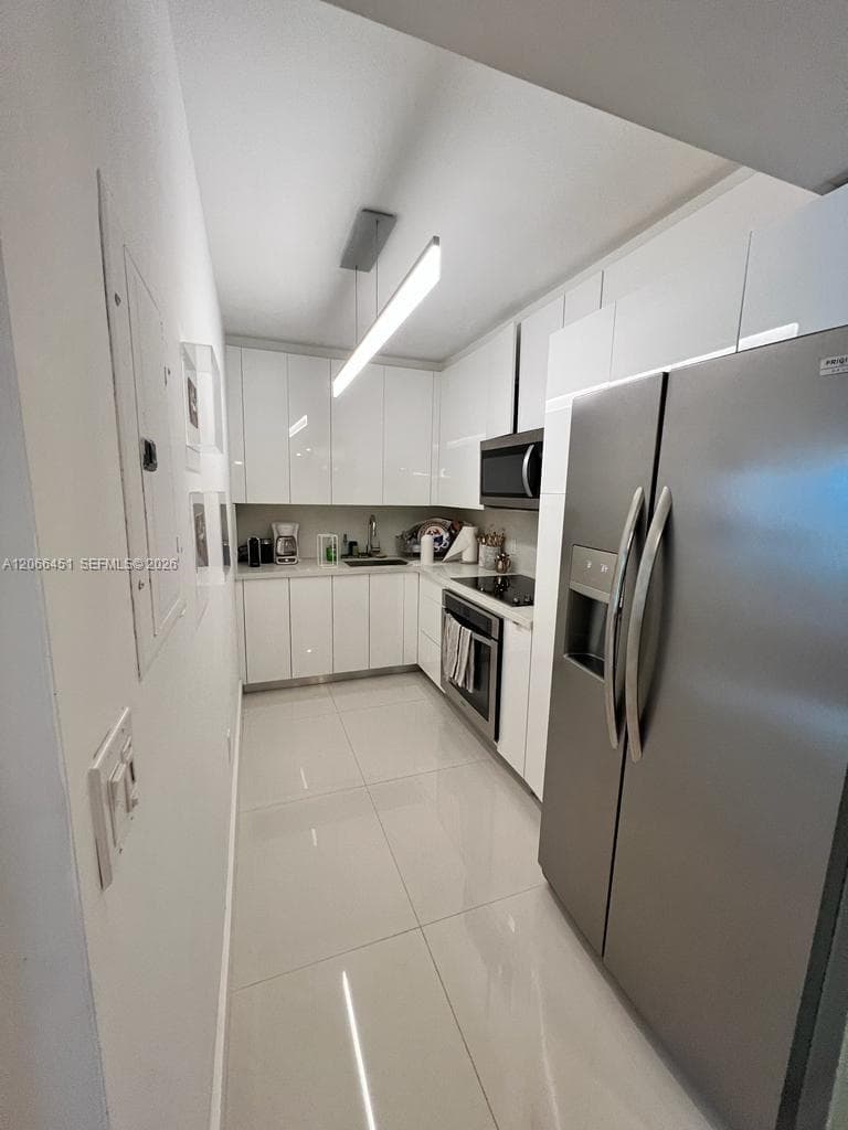 800 Claughton Island Dr 704 photo 16