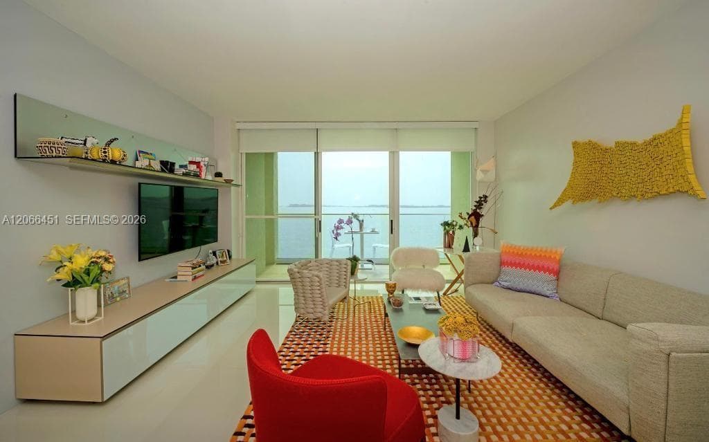 800 Claughton Island Dr 704 photo 1