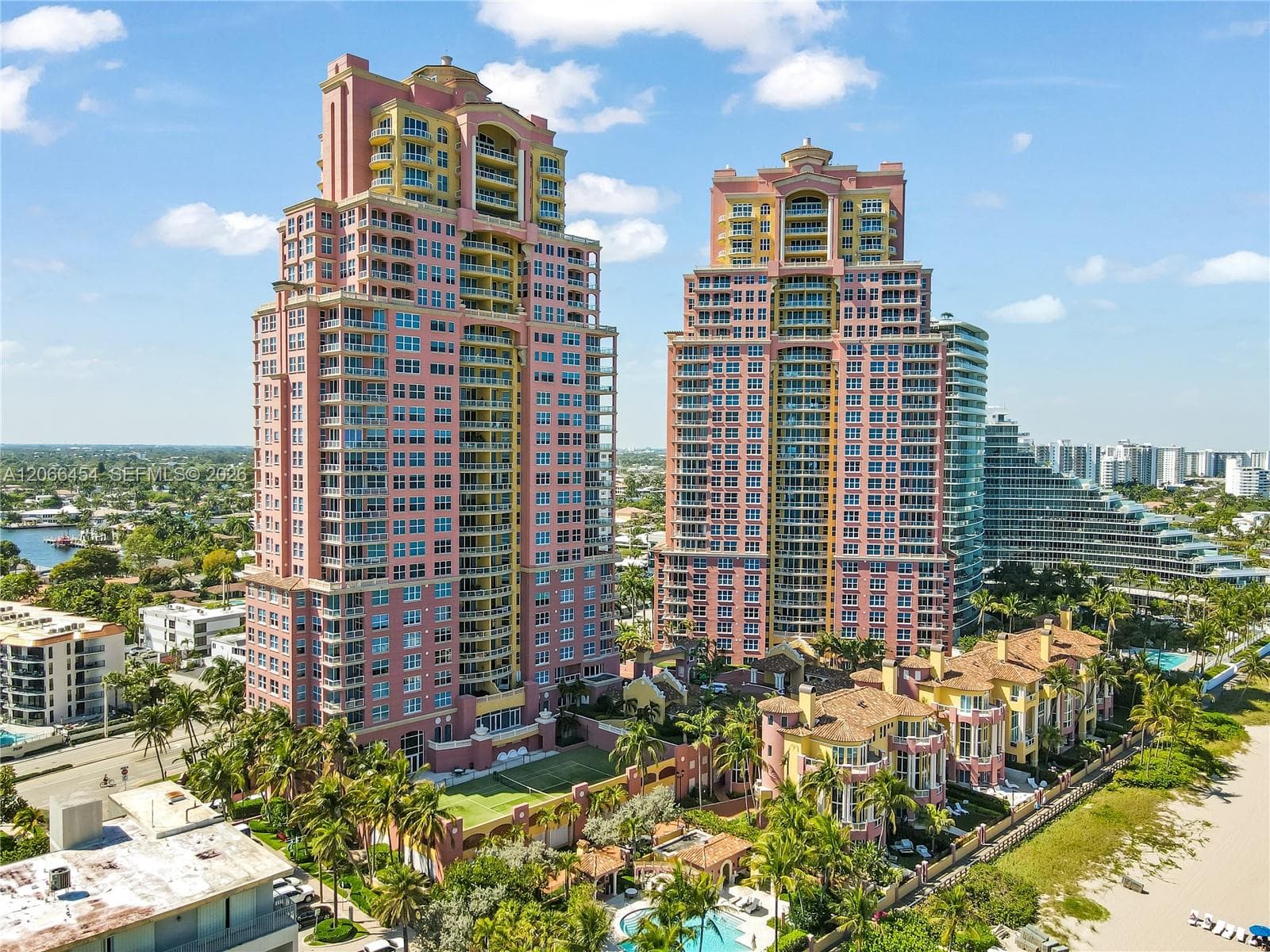 2110 N Ocean Blvd 8A photo 2