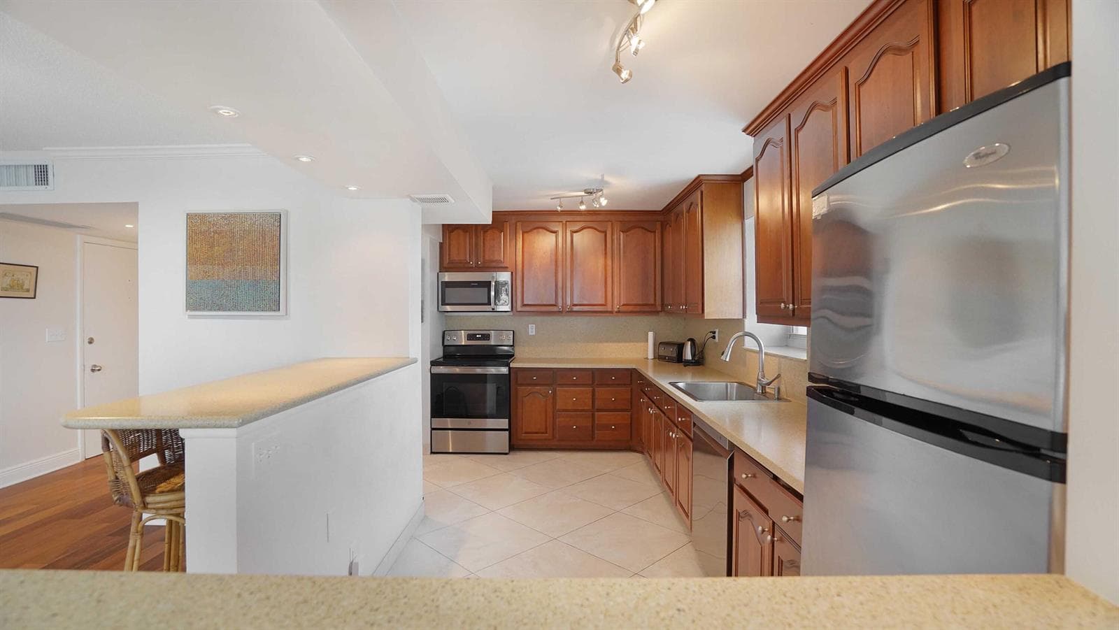 3430 Galt Ocean Drive 501 photo 13