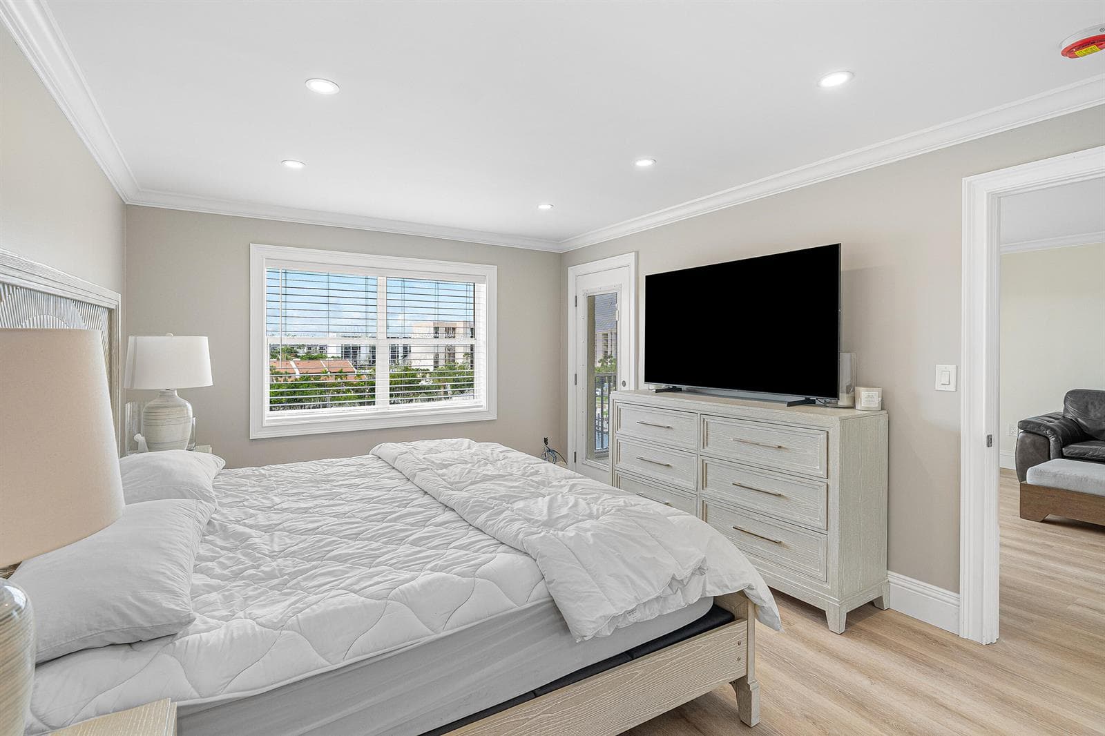 2871 N Ocean Boulevard f425 photo 7