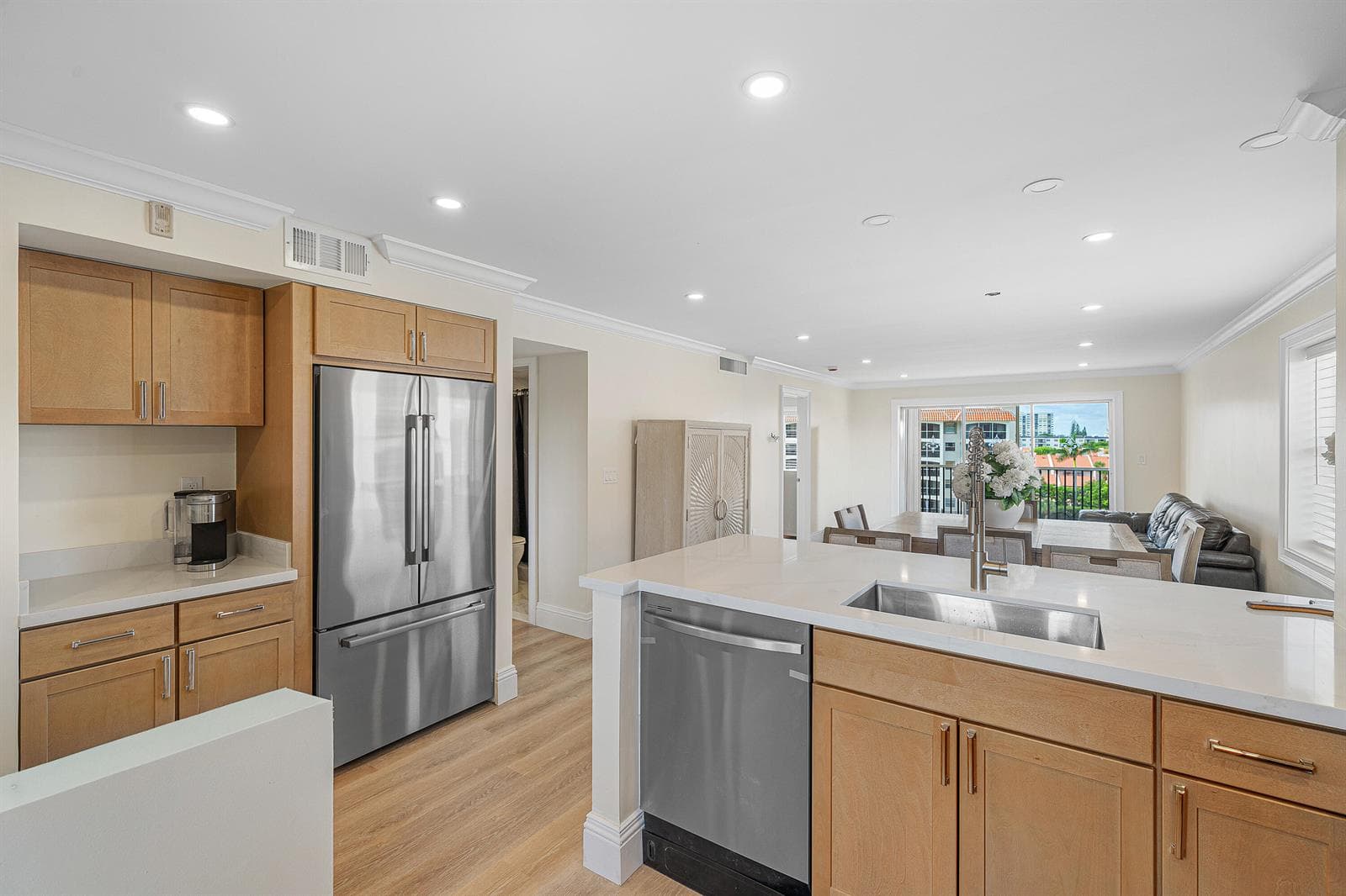 2871 N Ocean Boulevard f425 photo 4