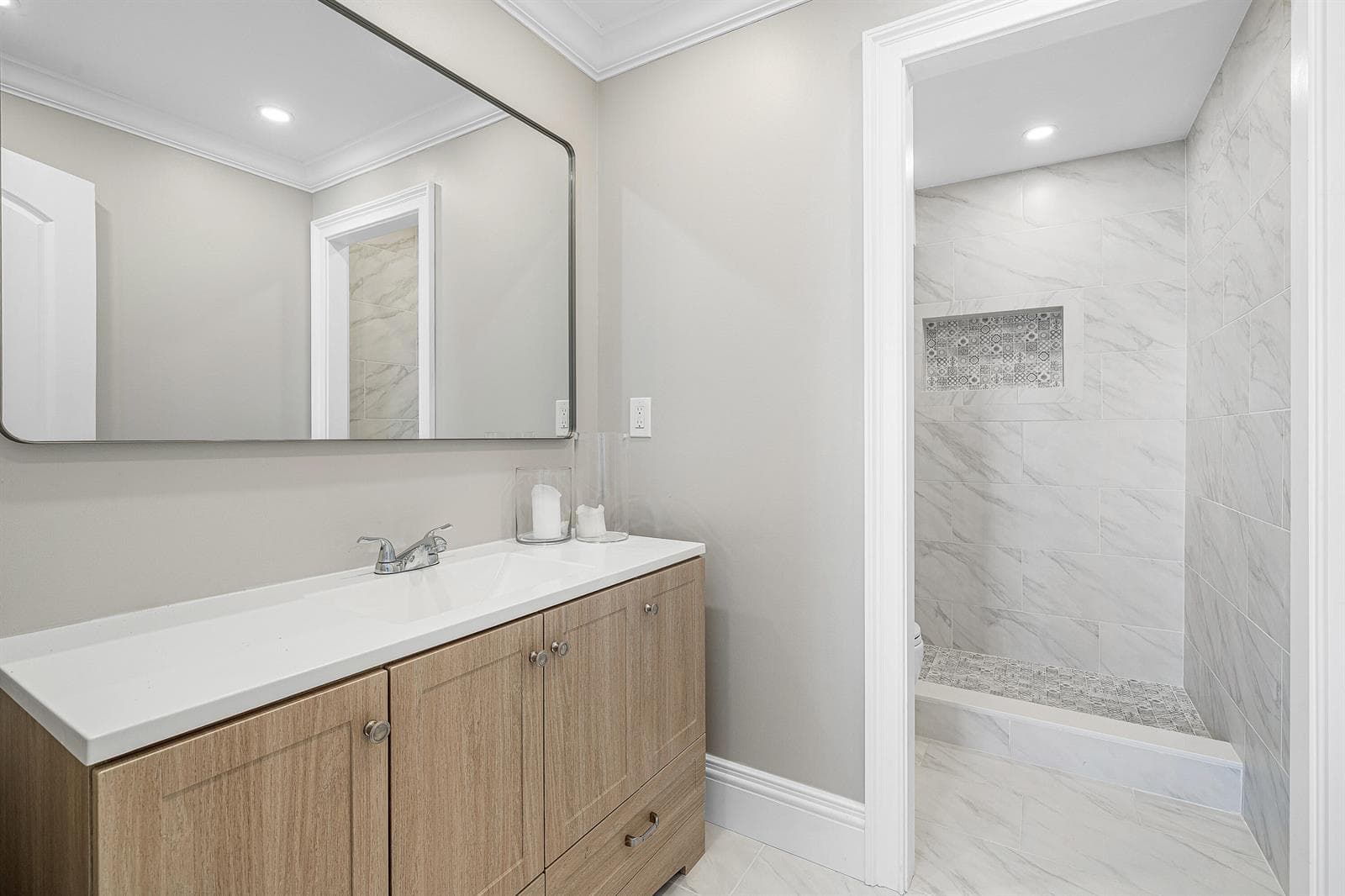 2871 N Ocean Boulevard f425 photo 8