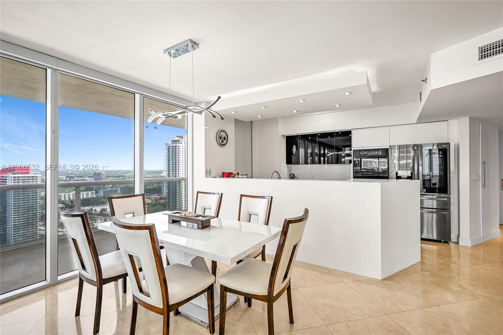 1830 S OCEAN DR 3606 photo 5