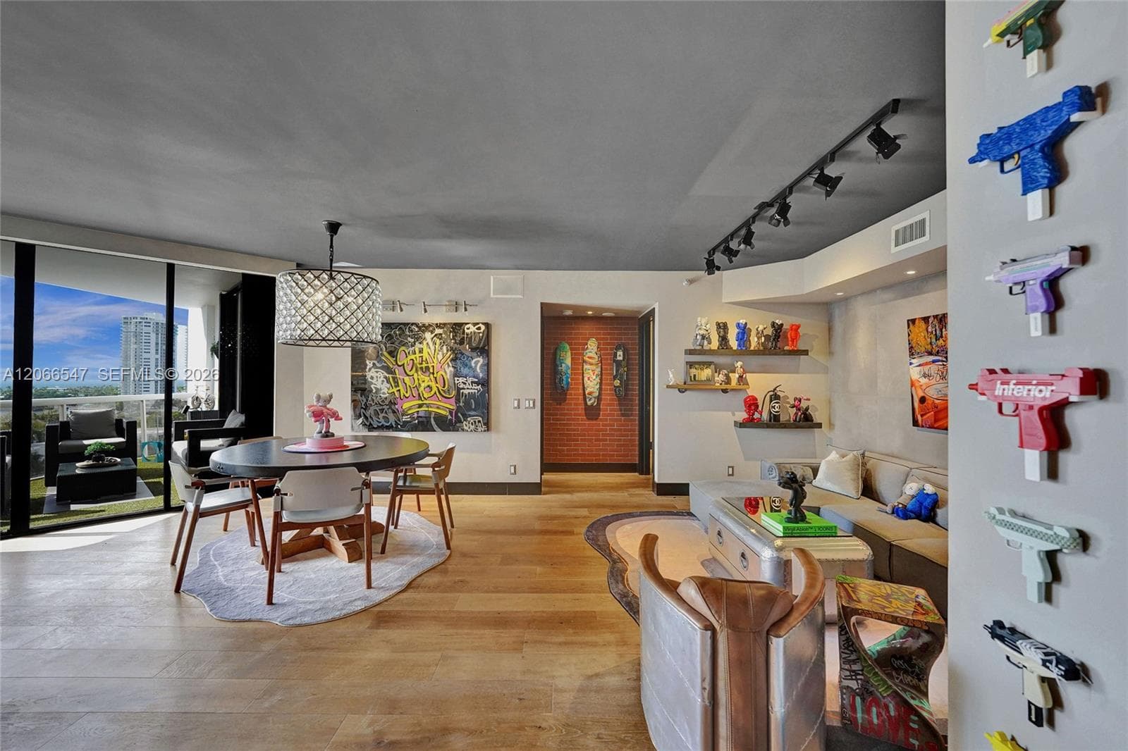 3610 Yacht Club Dr 1206 photo 1
