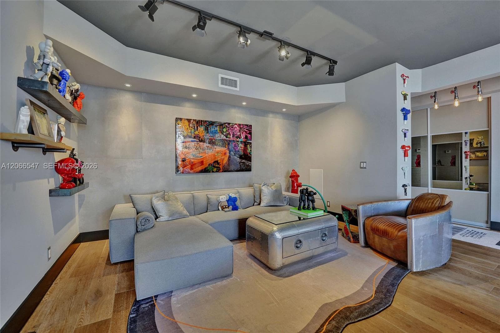 3610 Yacht Club Dr 1206 photo 9