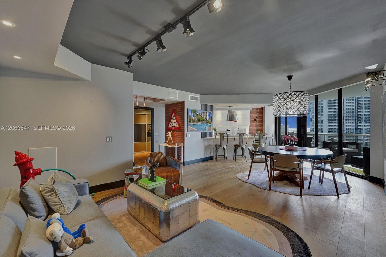 3610 Yacht Club Dr 1206 photo 10
