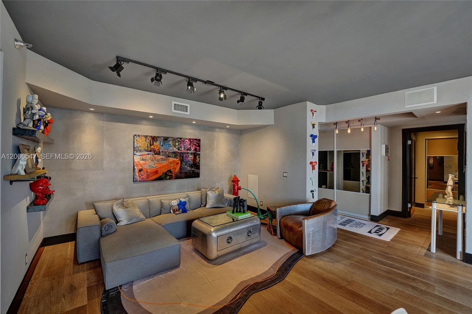3610 Yacht Club Dr 1206 photo 8
