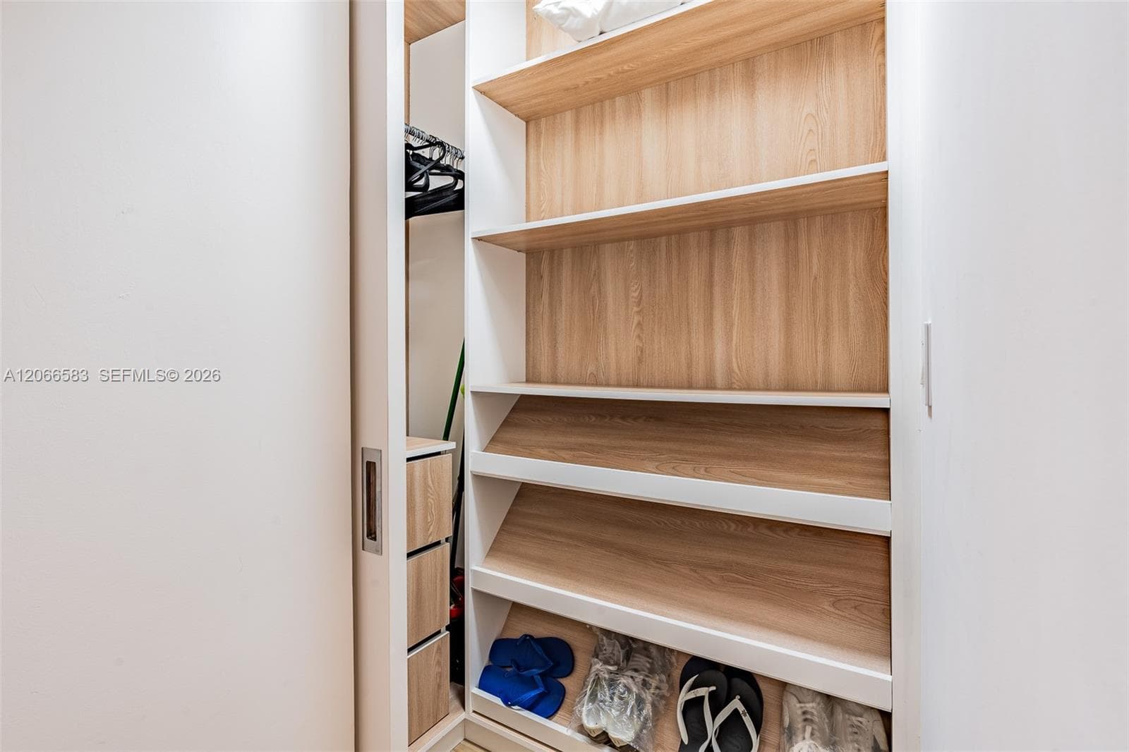 2301 Collins Ave 719 photo 14