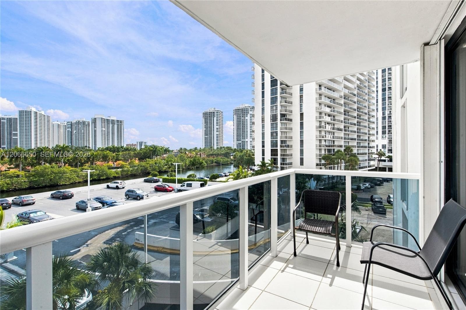 3675 N Country Club Dr 401 photo 17