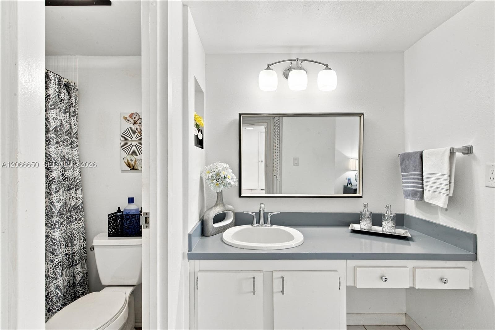 3675 N Country Club Dr 401 photo 20