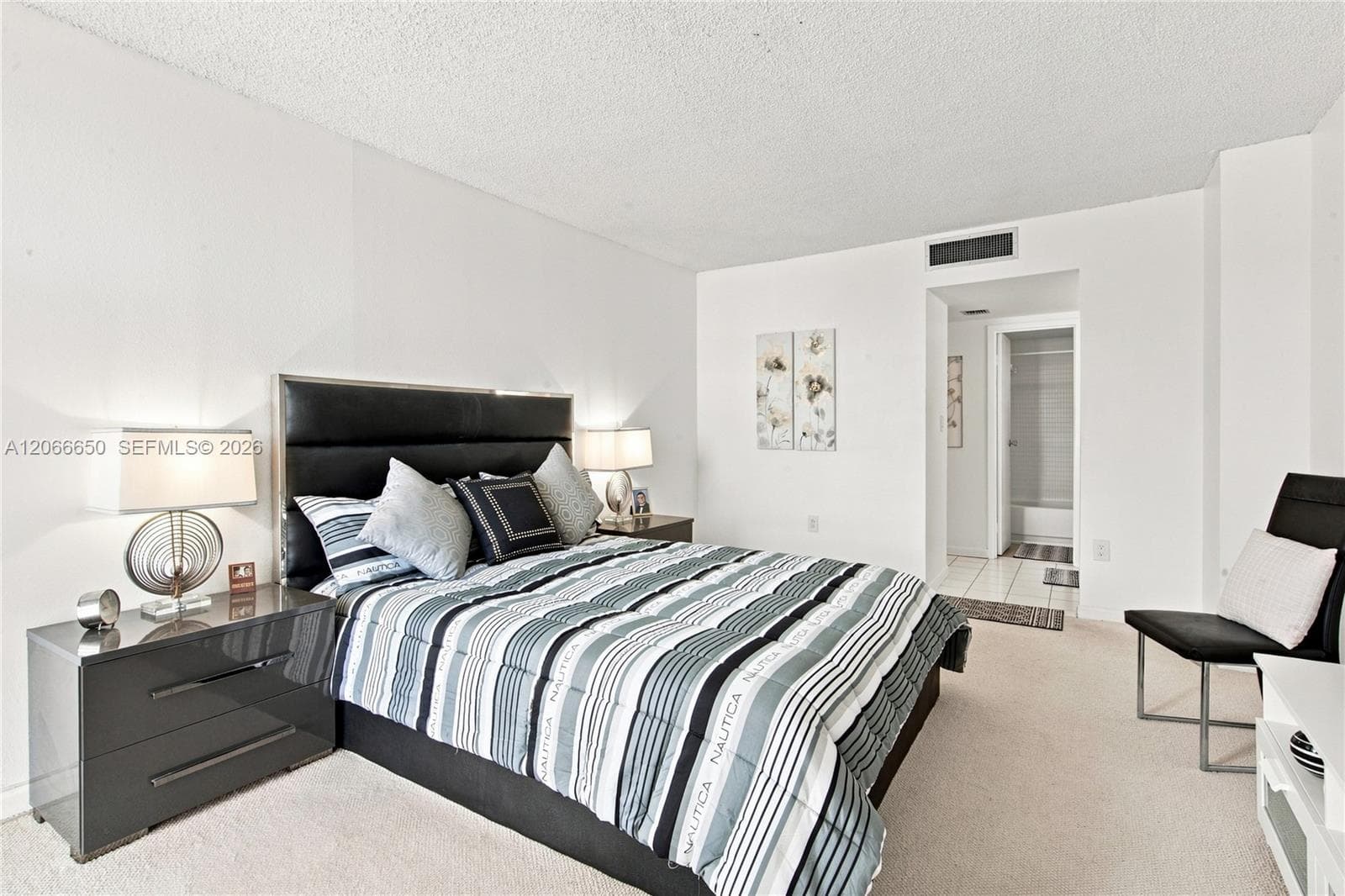 3675 N Country Club Dr 401 photo 25