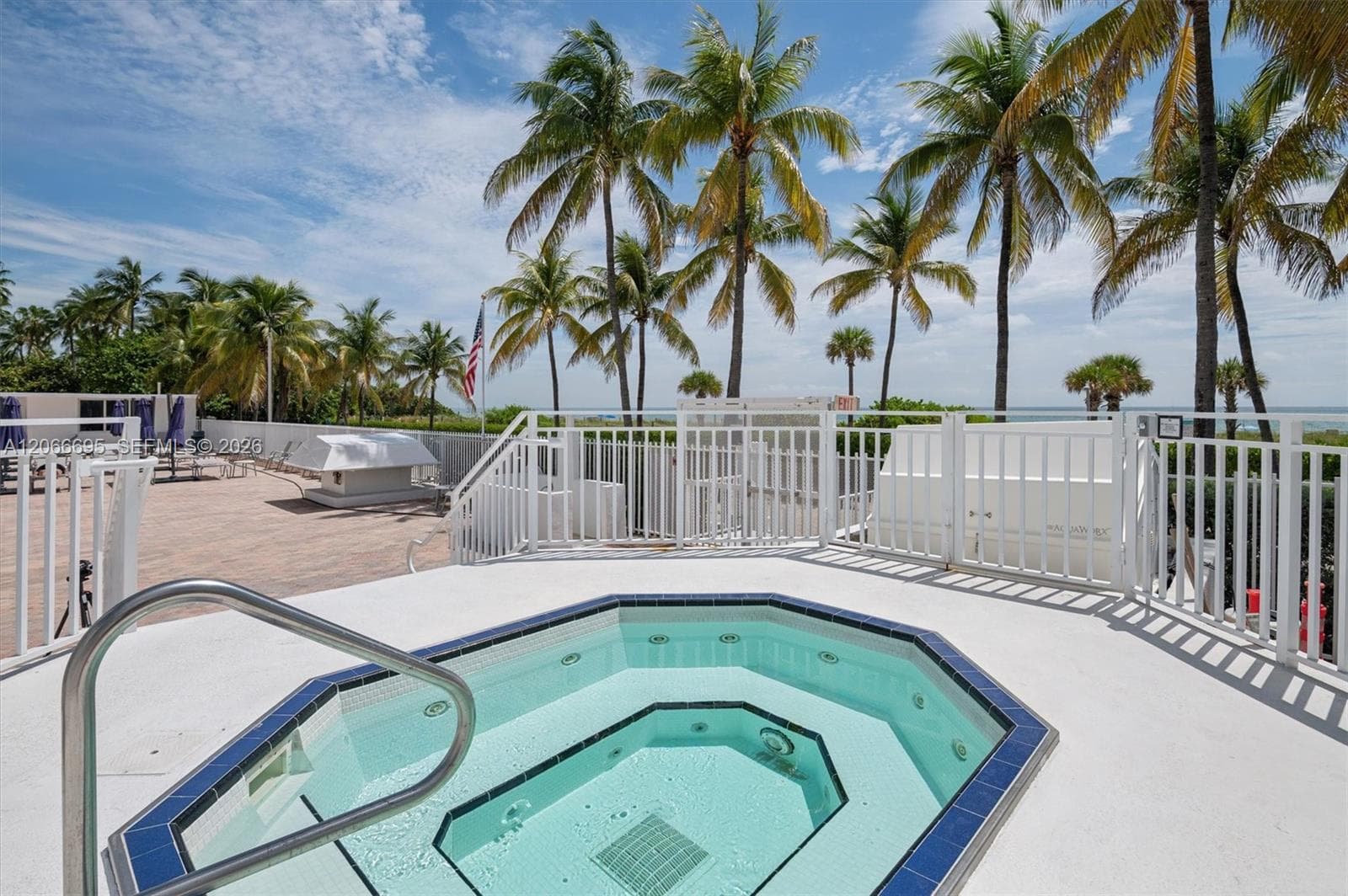 5005 Collins Ave 424 photo 15