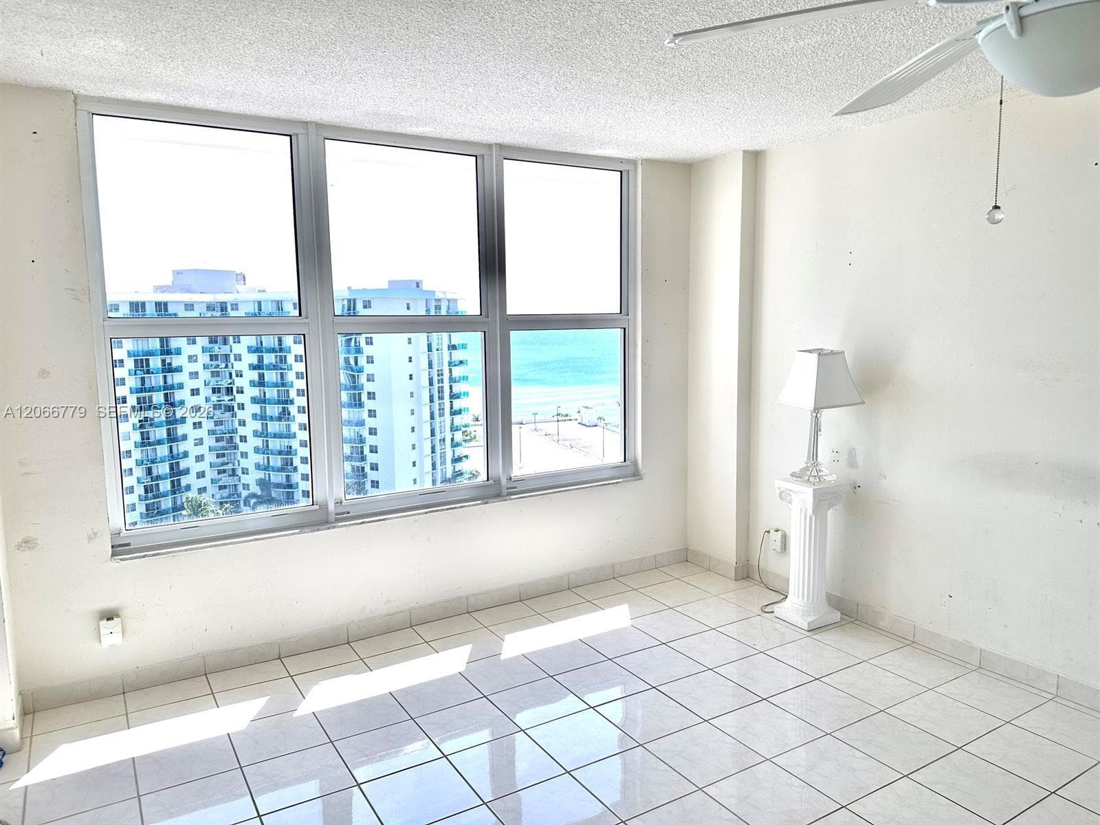 3800 S Ocean Dr 1516 photo 9