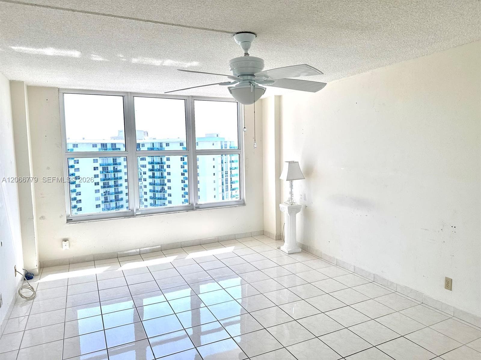 3800 S Ocean Dr 1516 photo 8