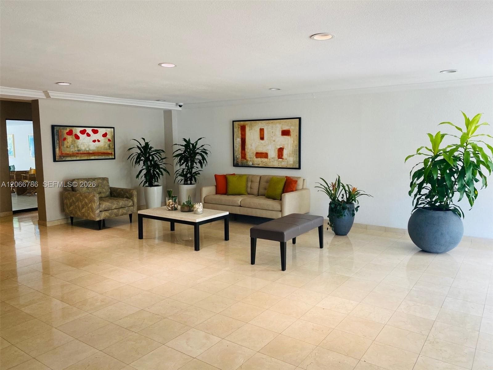 255 Galen Dr 4L photo 10