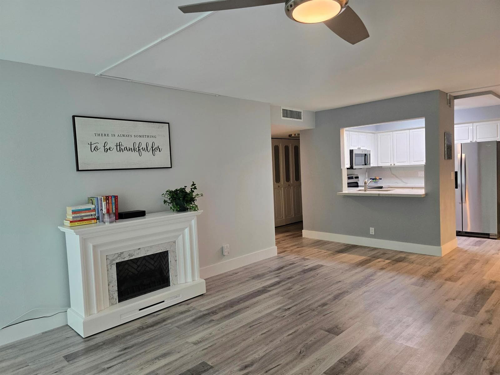 1301 RIVER REACH Drive 111 photo 11