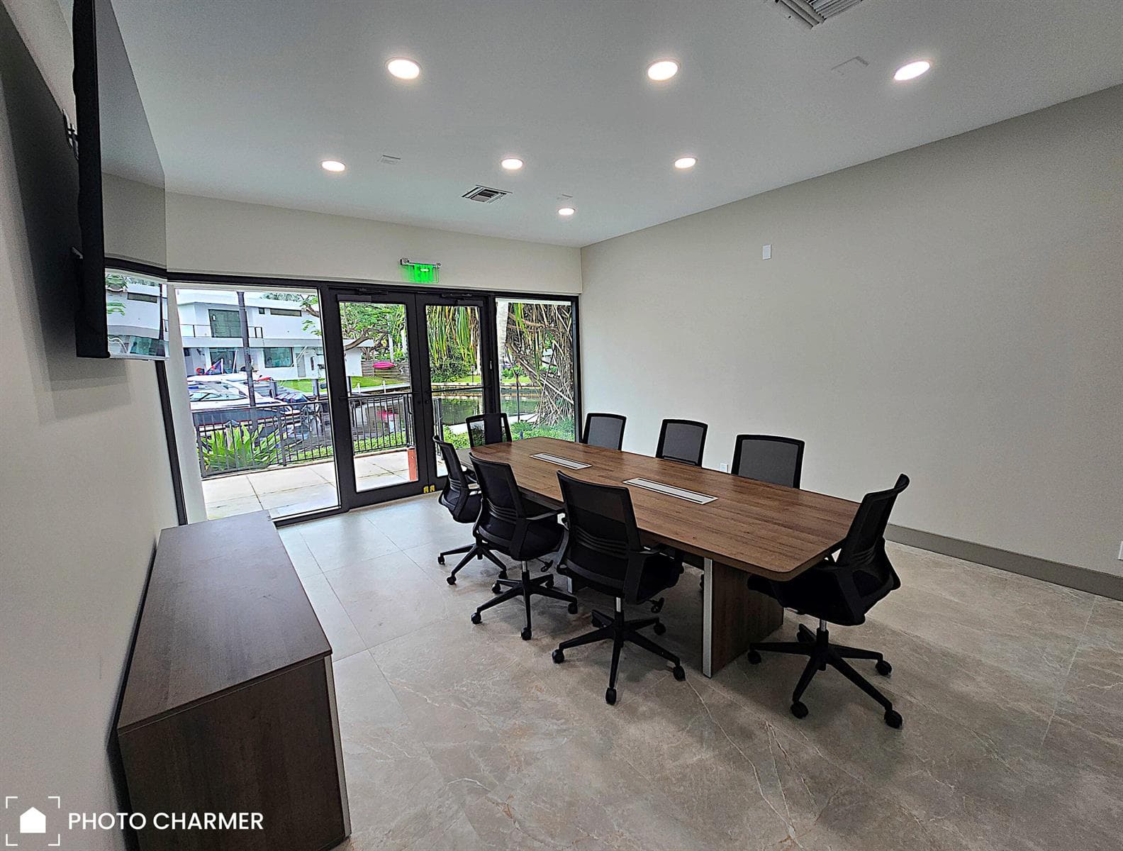 1301 RIVER REACH Drive 111 photo 25