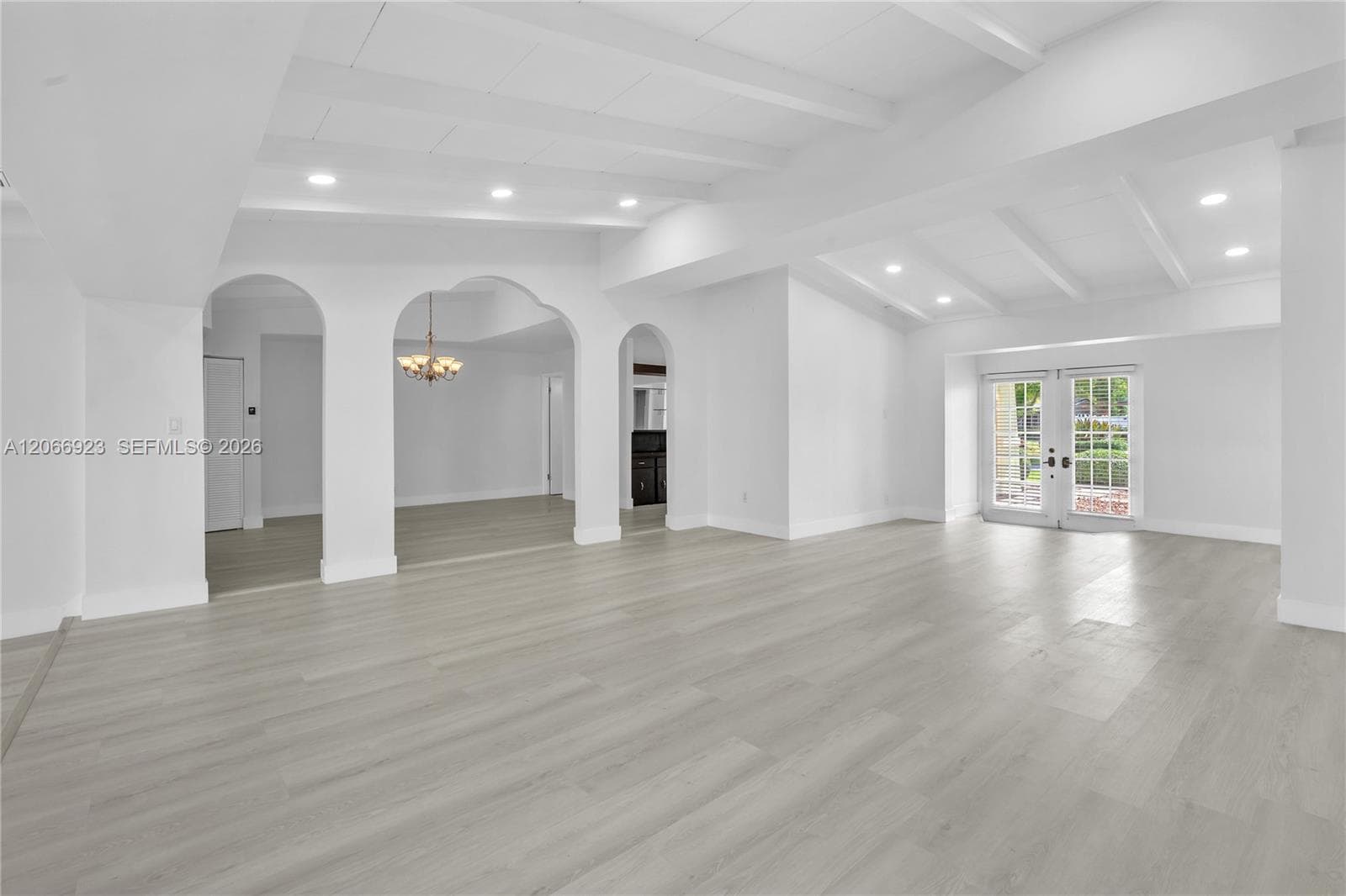2555 Nassau Ln photo 6