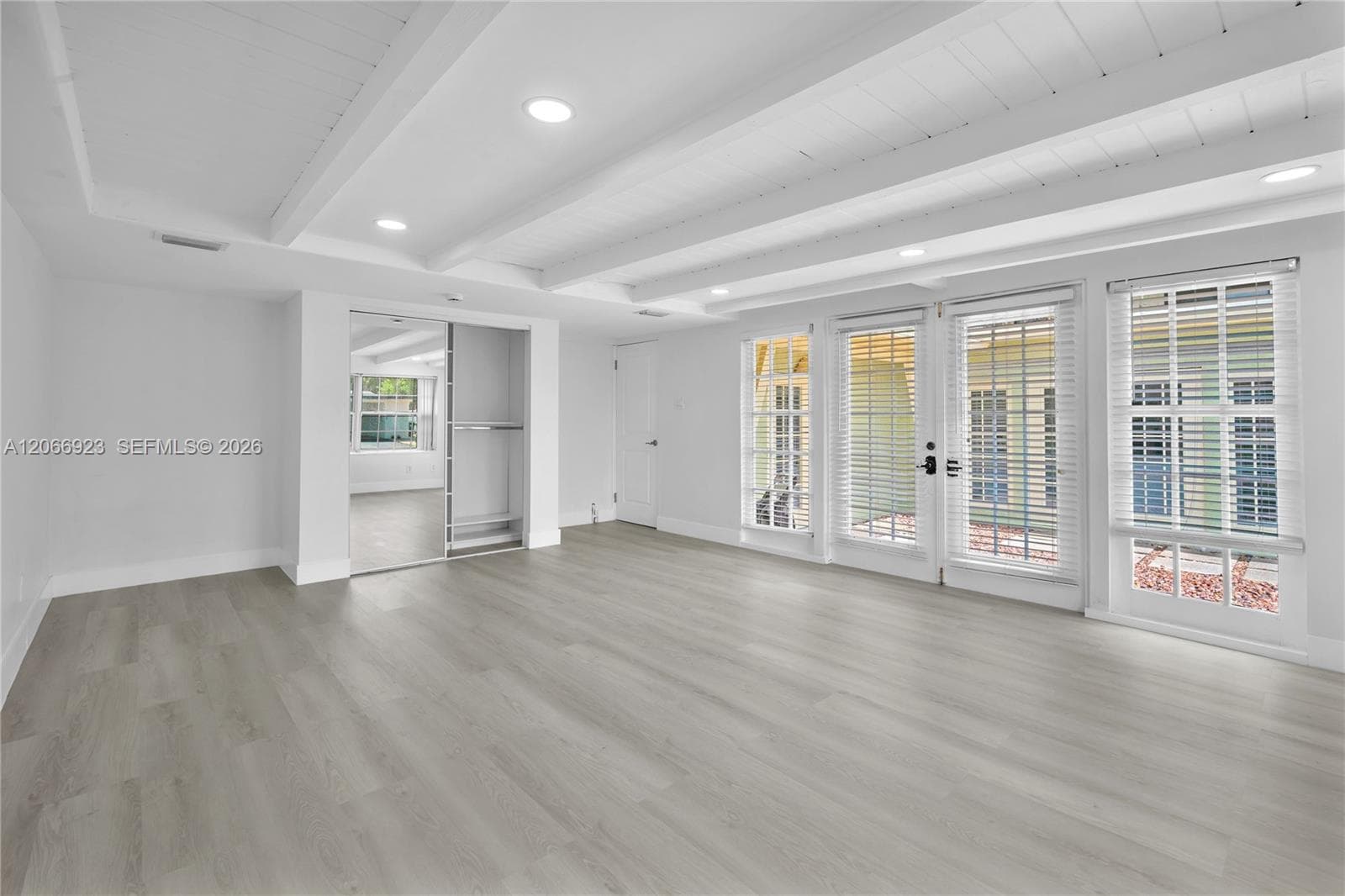 2555 Nassau Ln photo 17