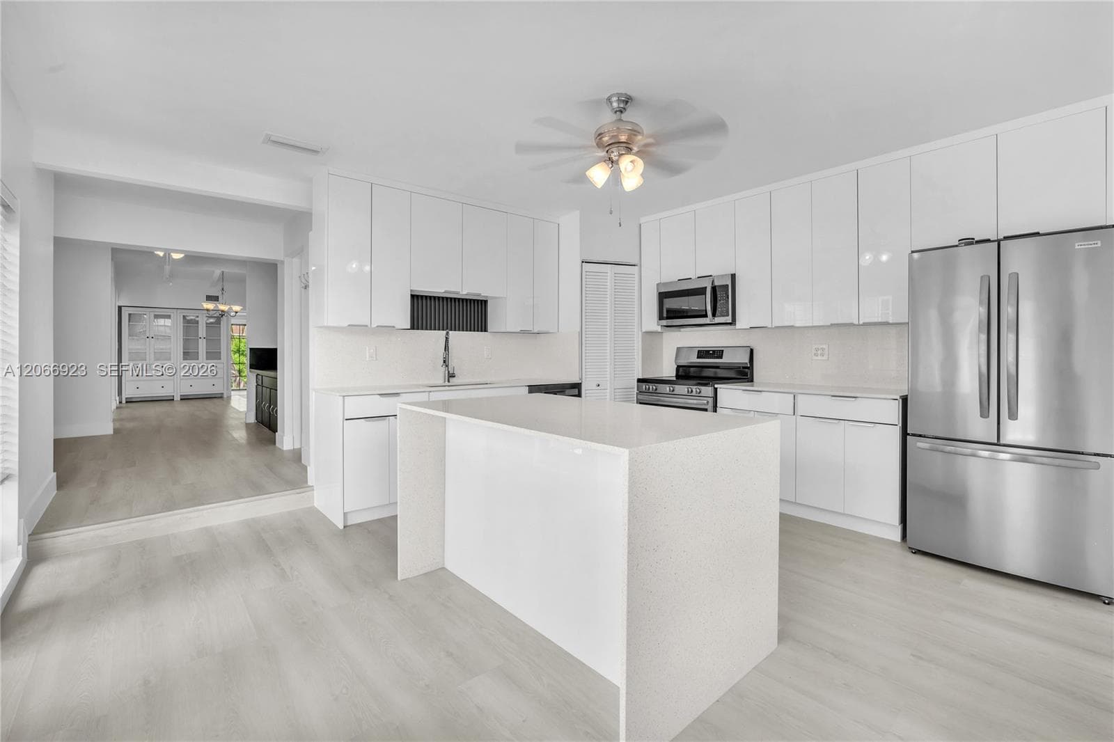 2555 Nassau Ln photo 12