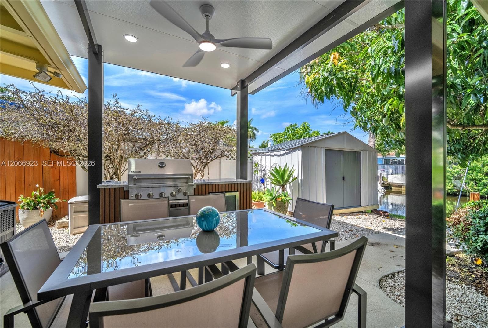 2555 Nassau Ln photo 24