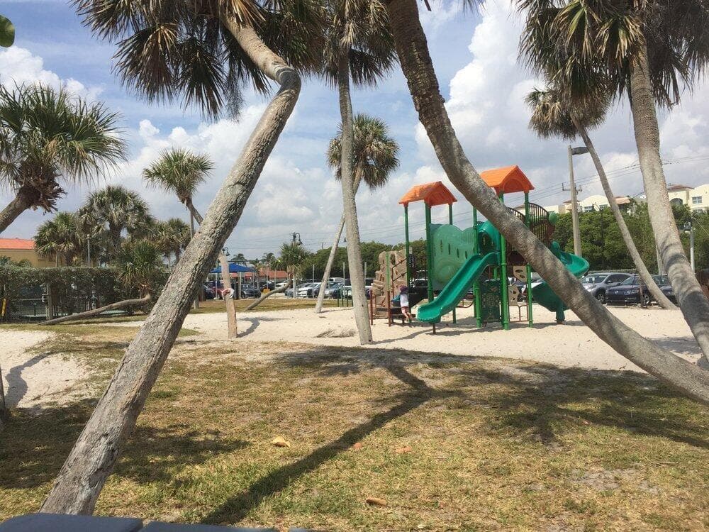 4500 S Ocean Boulevard 311 photo 21