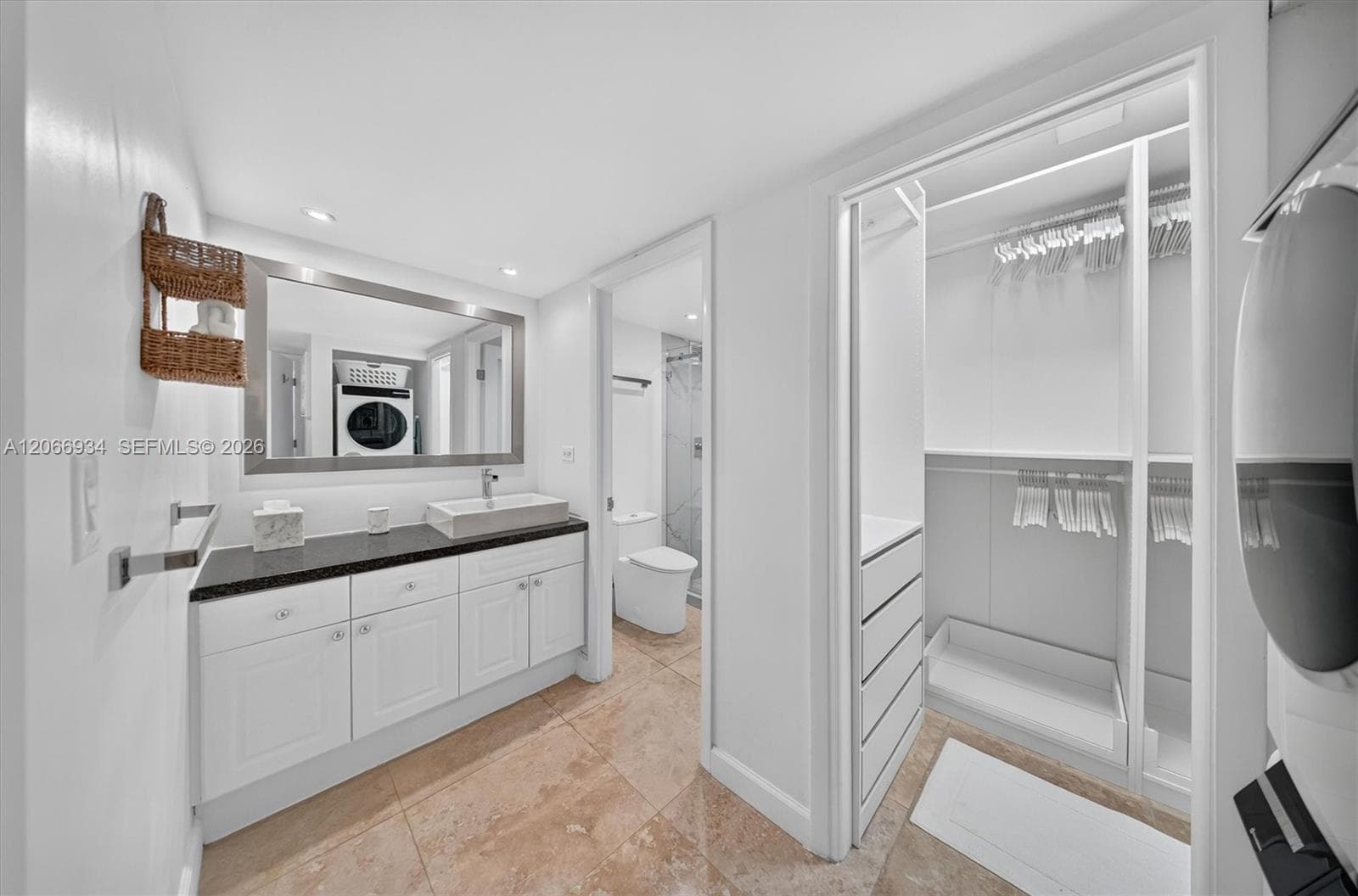2301 Collins Ave 908 photo 6