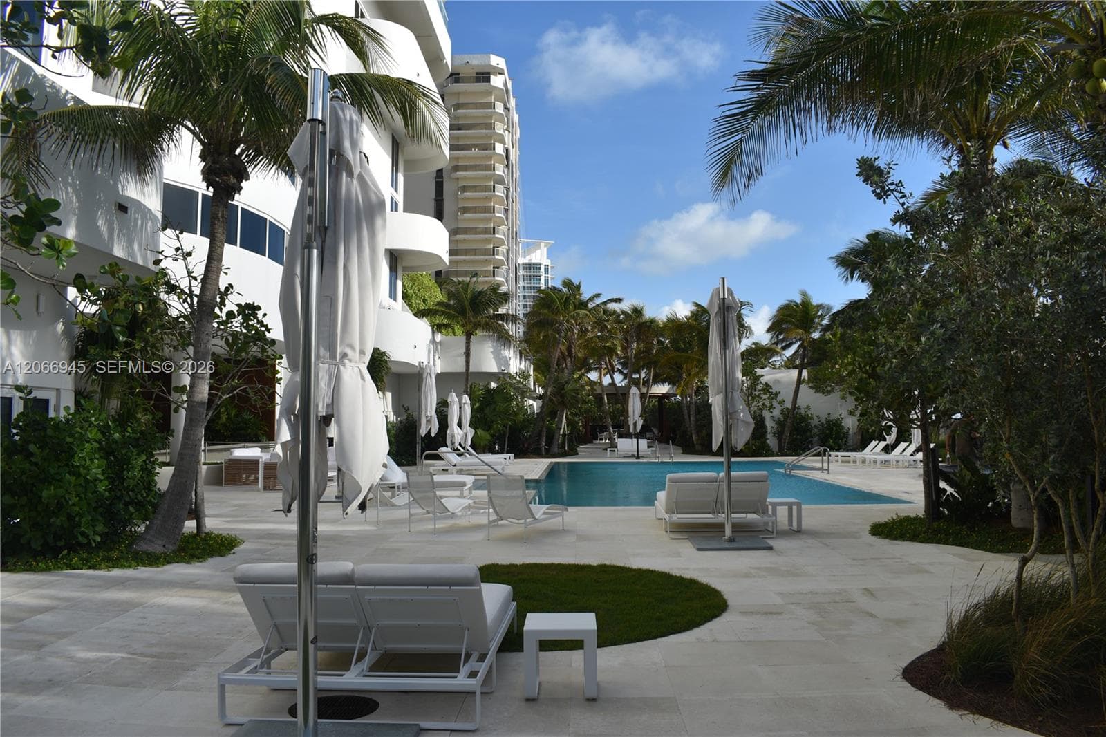 6365 Collins Ave 3804 photo 24