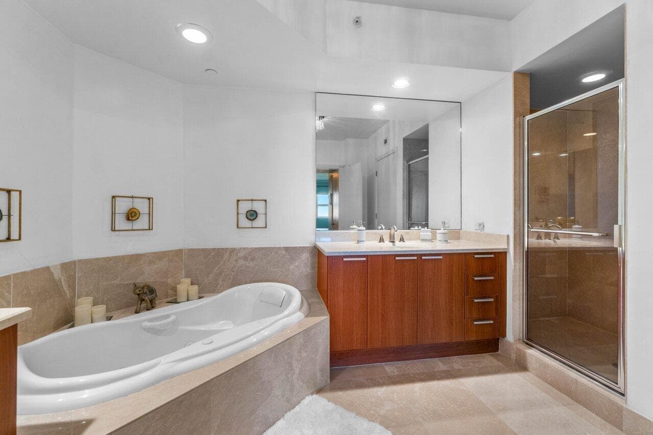 2650 Lake Shore Drive 1906 photo 21