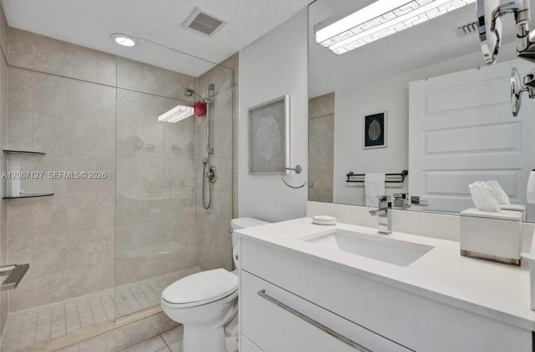 18100 N Bay Rd 508 photo 15