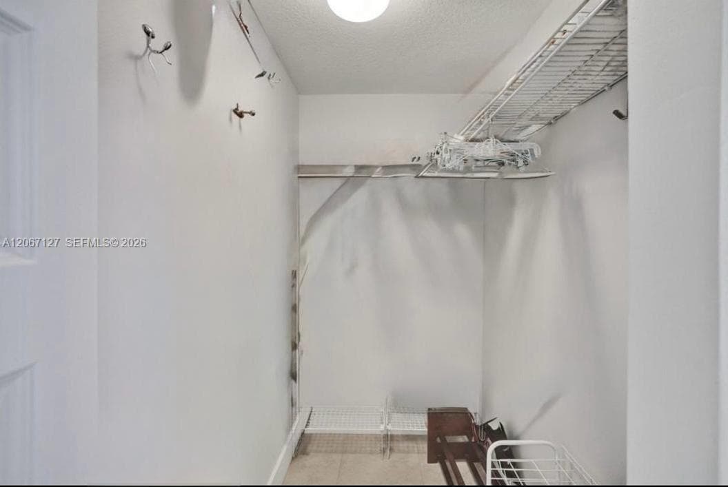 18100 N Bay Rd 508 photo 11