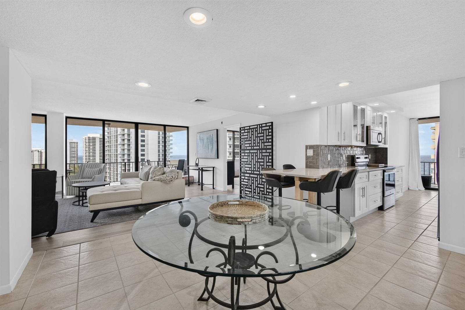 4200 N Ocean Drive 2-1601 photo 11