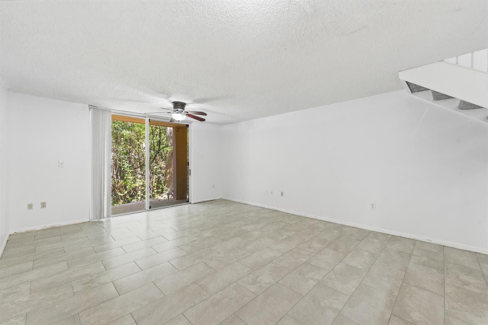 1100 Scotia Drive 102 photo 16