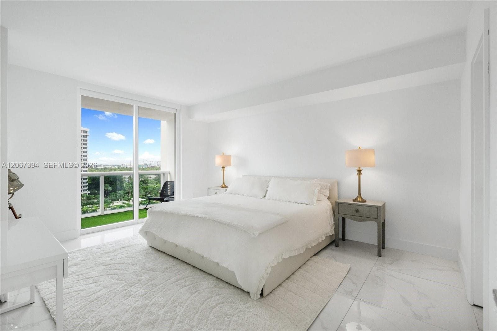 10275 Collins Ave 916 photo 18