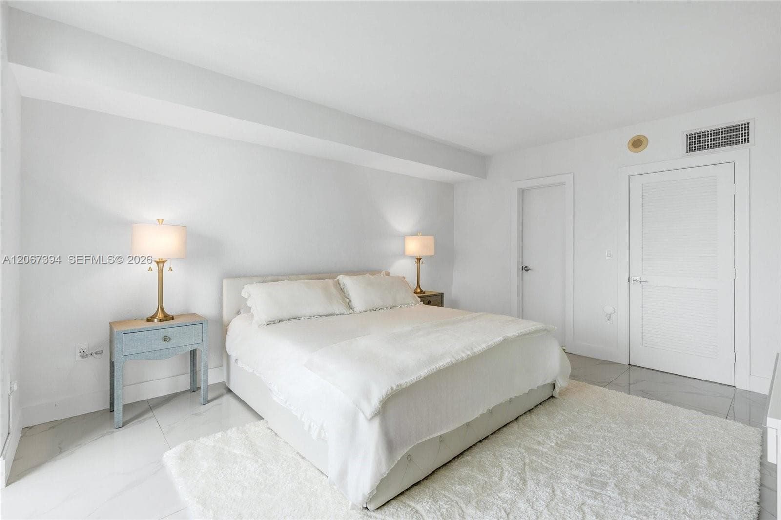 10275 Collins Ave 916 photo 19
